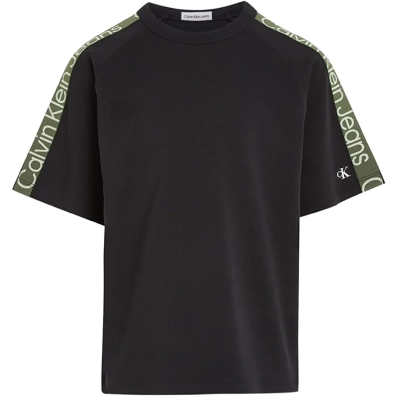 Layered T-ShirtsCalvin Klein Ckj Tape Ss T-shirt Ck Black