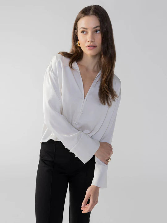 Slim Fit ShirtsTwist Detail Blouse